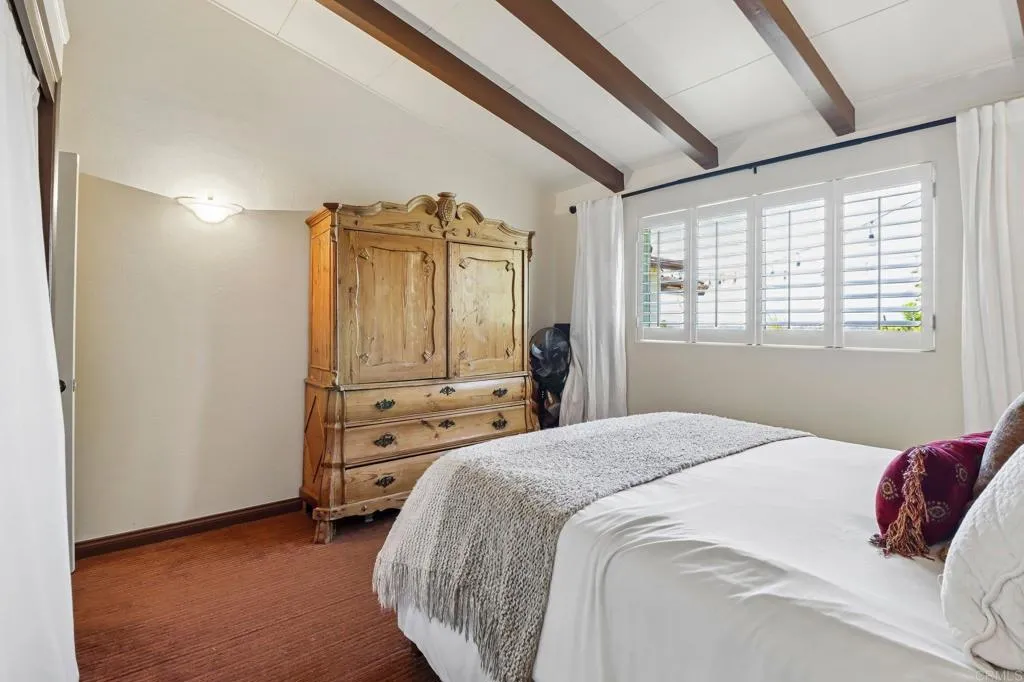 https://cdn.realtyfeed.com/cdn/127/306754177/f4b306f18ede16be5149d4cfb08fada8.webp
