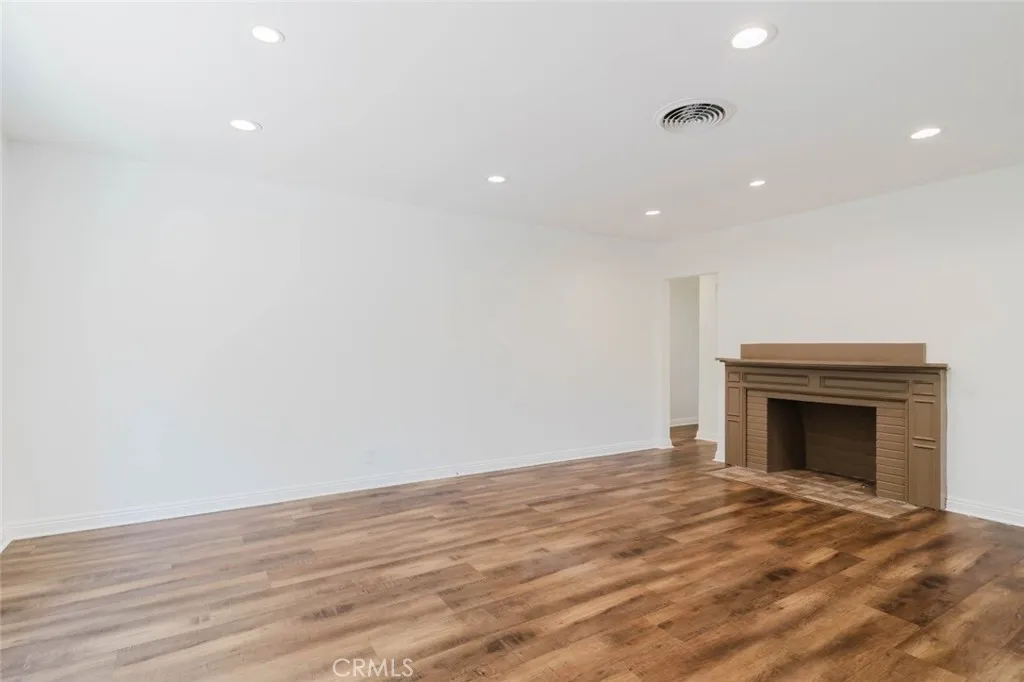 13856 Runnymede Street, Van Nuys, CA 91405 - Photo 5 of 37, Van Nuys, CA