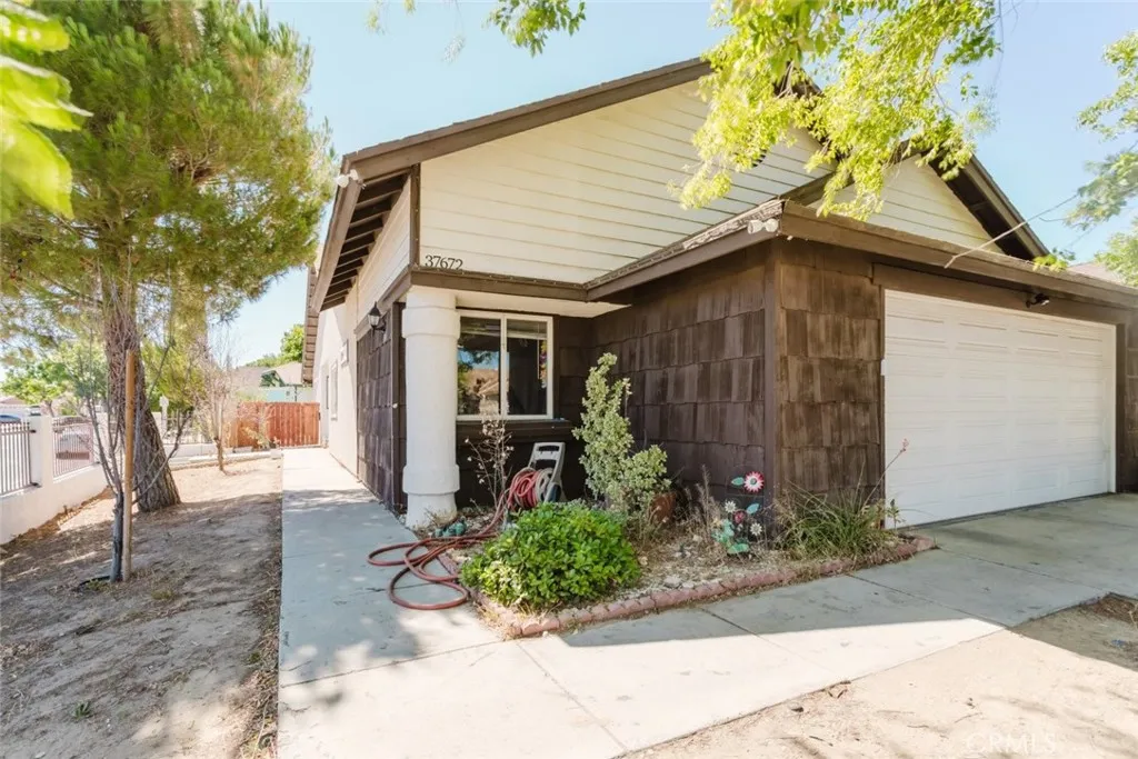 37672 Lasker Avenue, Palmdale, CA 93550 - Photo 5 of 17, Palmdale, CA