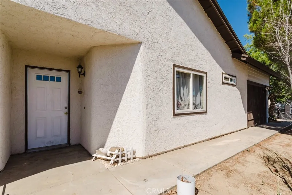 37672 Lasker Avenue, Palmdale, CA 93550 - Photo 4 of 17, Palmdale, CA