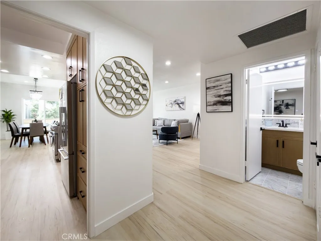 1944 Glendon Avenue Unit 209, Los Angeles, CA 90025 - Photo 3 of 50, Los Angeles, CA