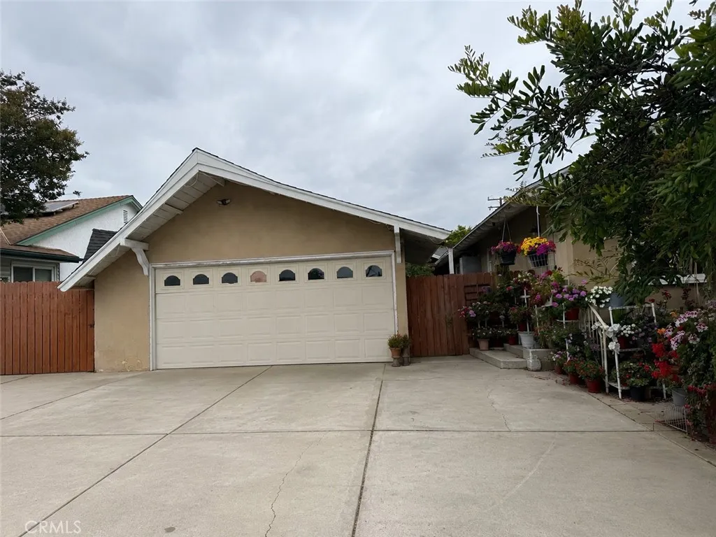 505 N Hewes, Orange, CA 92869 - Photo 3 of 9, Orange, CA