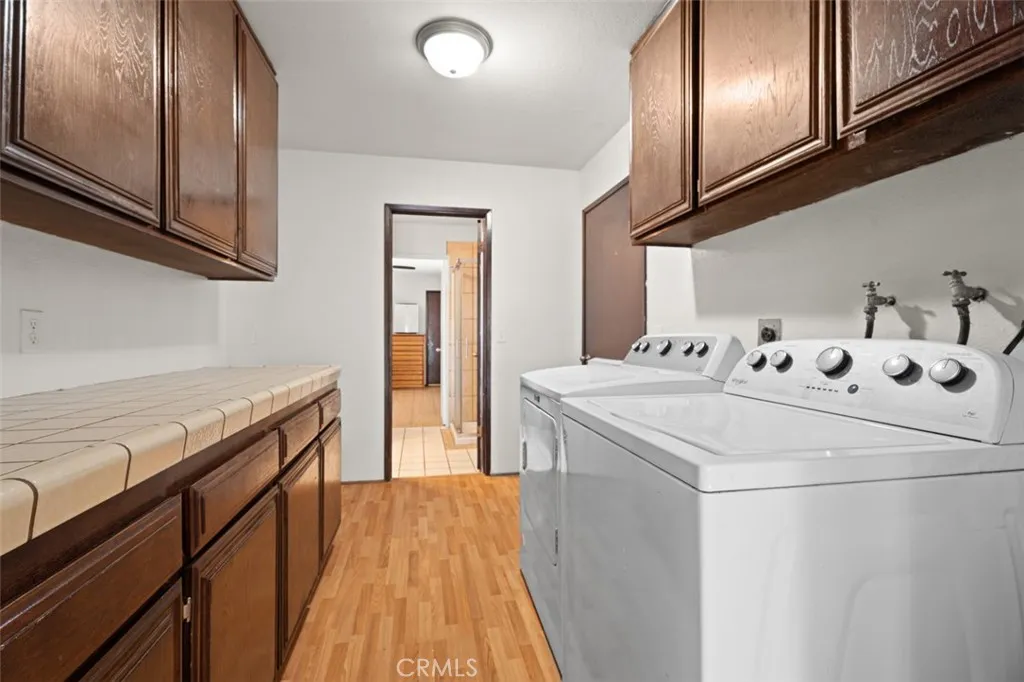 https://cdn.realtyfeed.com/cdn/127/306754250/74e727d8af035cad1e43431cabeb8bbd.webp