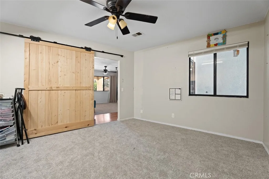 https://cdn.realtyfeed.com/cdn/127/306754250/b8cd7b757f6ba1ecde96638b18b785a9.webp