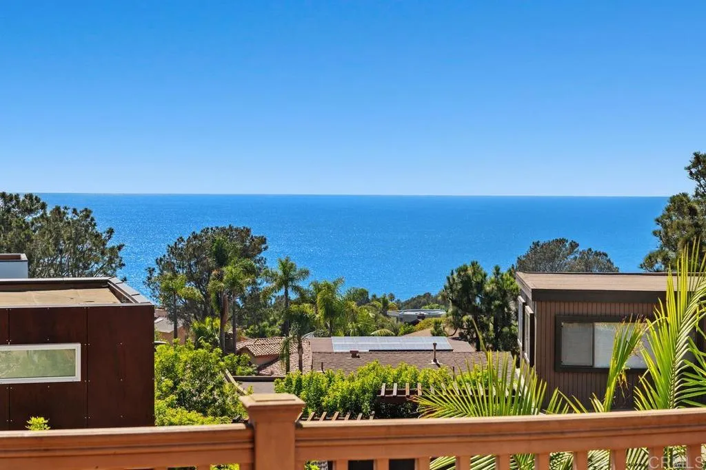 https://cdn.realtyfeed.com/cdn/127/306754253/719d943c9a9846150b38805d3bd2bc43.webp