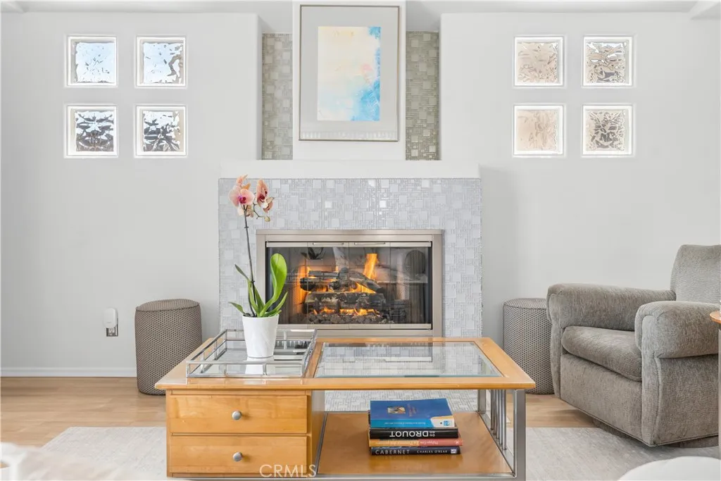 440 Marine Place, Manhattan Beach, CA 90266 - Photo 4 of 30, Manhattan Beach, CA