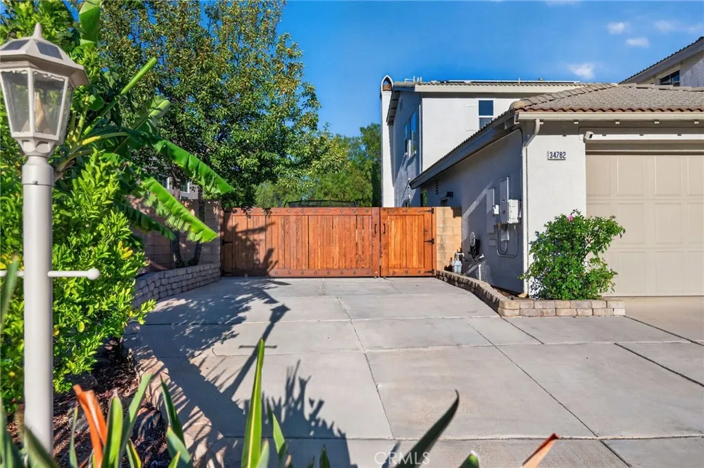 34782 Grotto Hills Drive, Winchester, CA 92596 - Photo 4 of 50, Winchester, CA