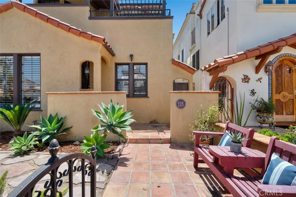 118 Glendora Avenue, Long Beach, CA 90803 - Photo 2 of 47, Long Beach, CA