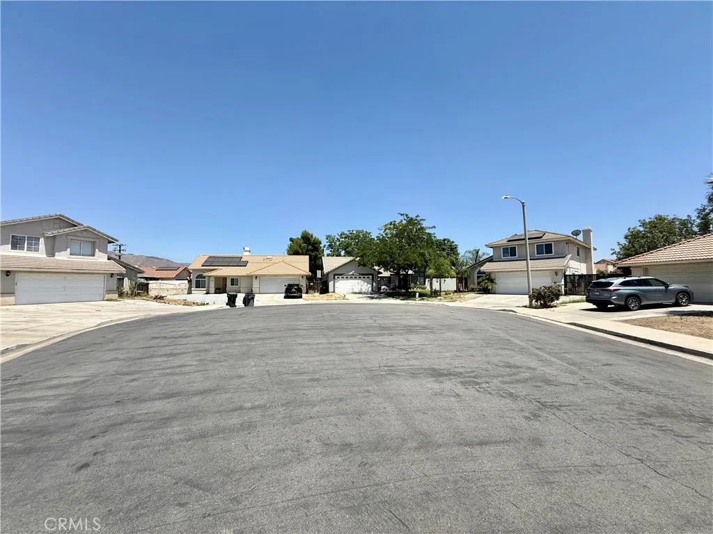 1046 Sycamore, San Jacinto, CA 92582 - Photo 4 of 24, San Jacinto, CA