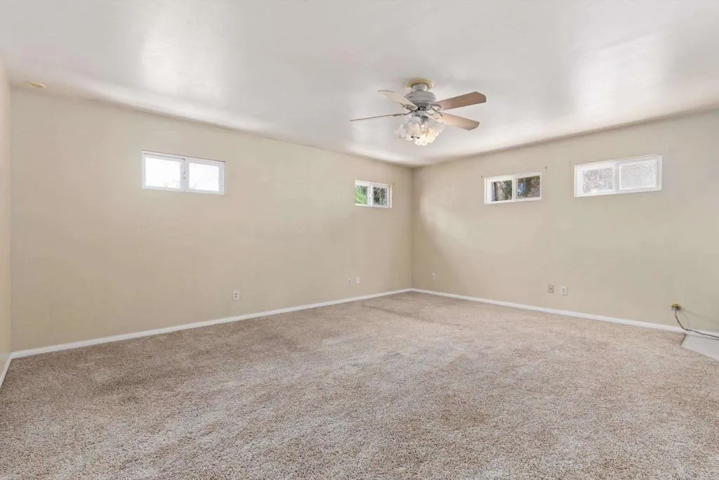 https://cdn.realtyfeed.com/cdn/127/306754322/076ab0af4f337bc54b244ee63d200f79.webp