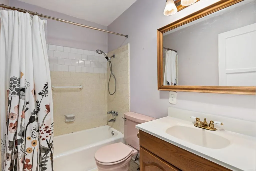 https://cdn.realtyfeed.com/cdn/127/306754322/51ff1b86729e87e158b077d9ae5532a5.webp