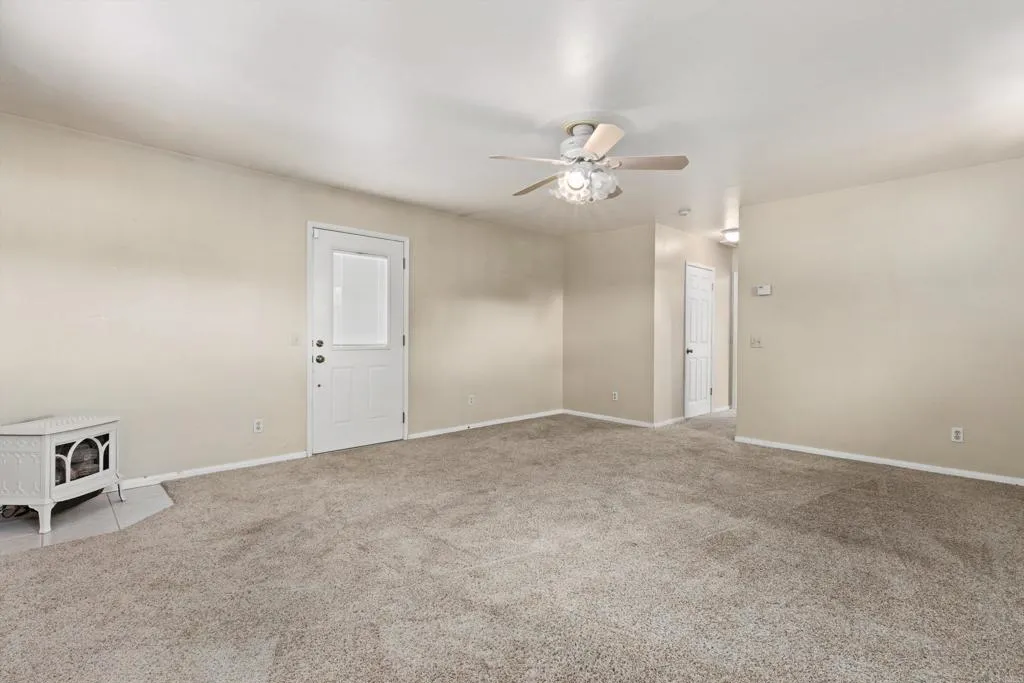 https://cdn.realtyfeed.com/cdn/127/306754322/6a8742cce6c57b4a187e27a930e8f810.webp