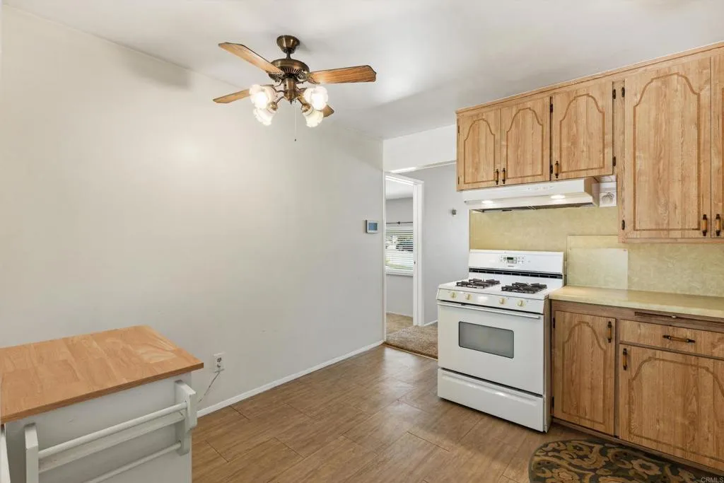 https://cdn.realtyfeed.com/cdn/127/306754322/c99224cfa0e6c4f9d830fe92d280bf0a.webp
