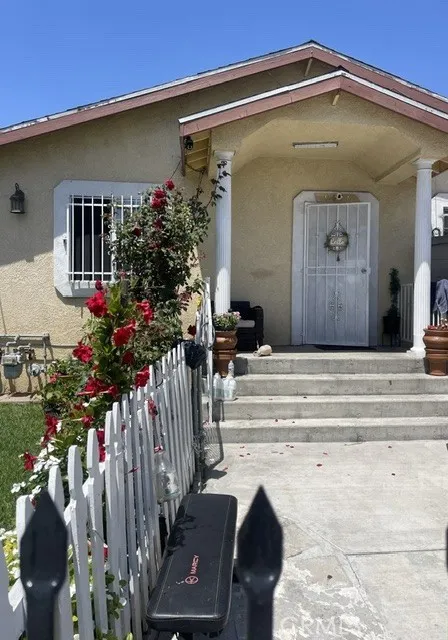 9421 9421 Maie, Los Angeles, CA 90002 - Photo 2 of 4, Los Angeles, CA