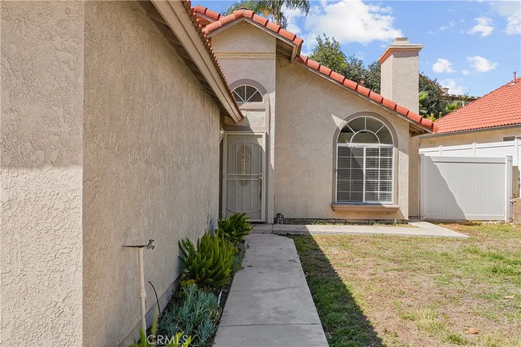 23175 Canyon Pines Place, Corona, CA 92883 - Photo 5 of 36, Corona, CA