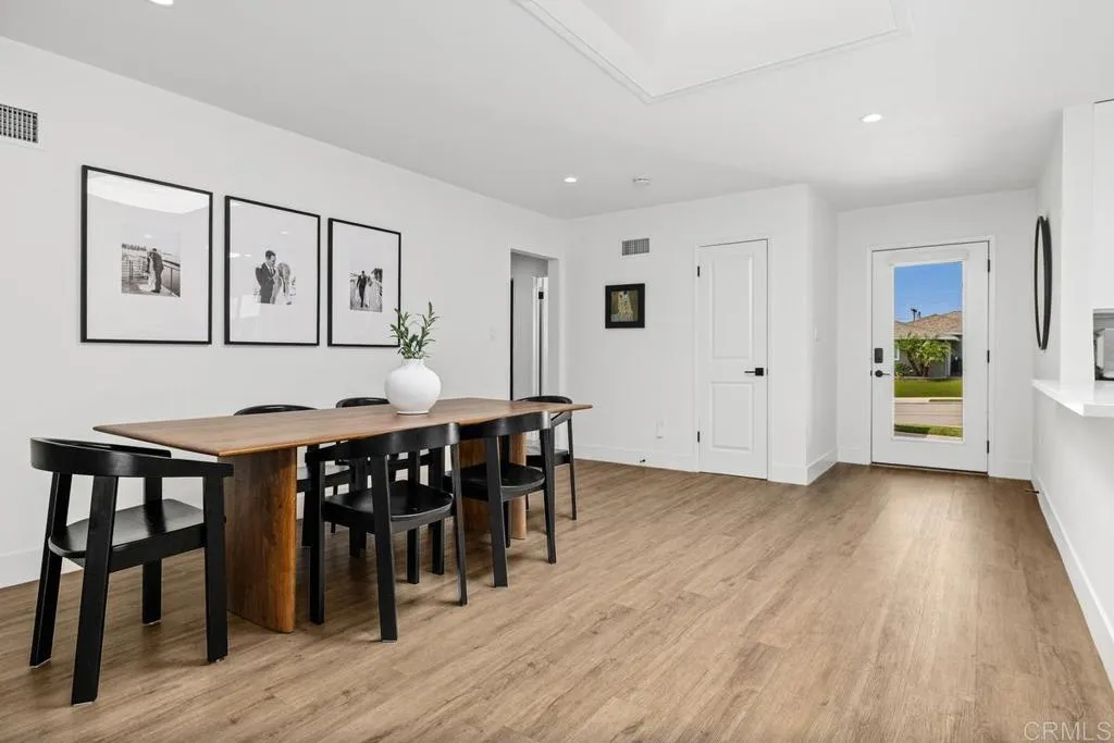 https://cdn.realtyfeed.com/cdn/127/306754362/5fef30a9cbdbf5bff4e1ab8c0f9d34e6.webp