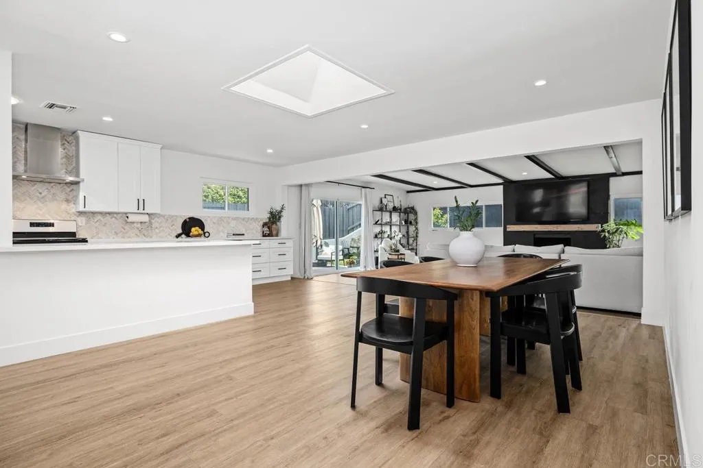 https://cdn.realtyfeed.com/cdn/127/306754362/62b3c55922cda94acc1ba8e7bf8c412c.webp