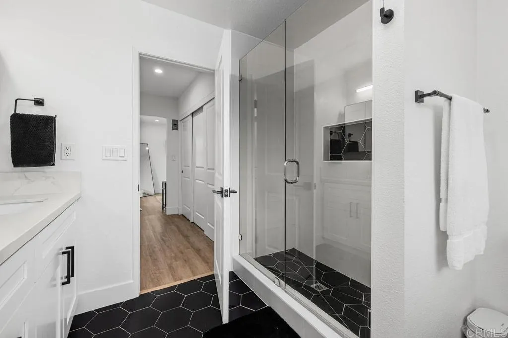 https://cdn.realtyfeed.com/cdn/127/306754362/78b986650a2e84f1d125131ecd948dd3.webp