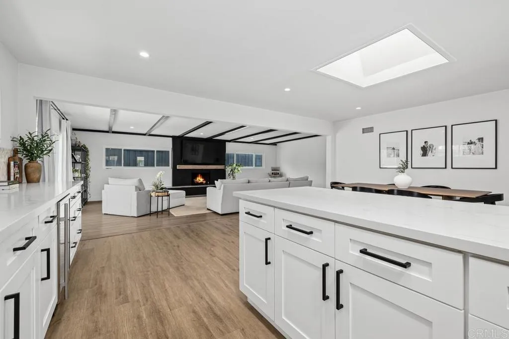 https://cdn.realtyfeed.com/cdn/127/306754362/a5ca251844b6bd6bc66dfb6819445af3.webp
