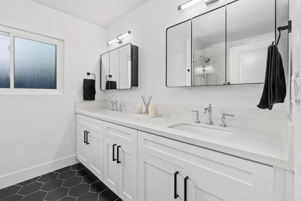 https://cdn.realtyfeed.com/cdn/127/306754362/a7b08e4e0d134c31ca25611302d0c60b.webp