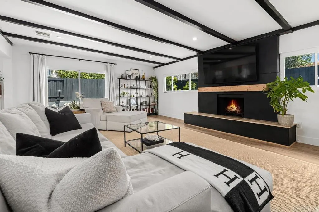 https://cdn.realtyfeed.com/cdn/127/306754362/d5da743212892f3082a5f9ac6b839a74.webp