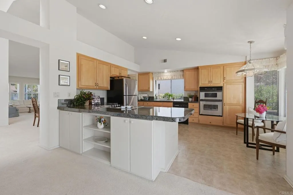 https://cdn.realtyfeed.com/cdn/127/306754371/1e831768e3636cdca7102e4dd1ac6f1a.webp