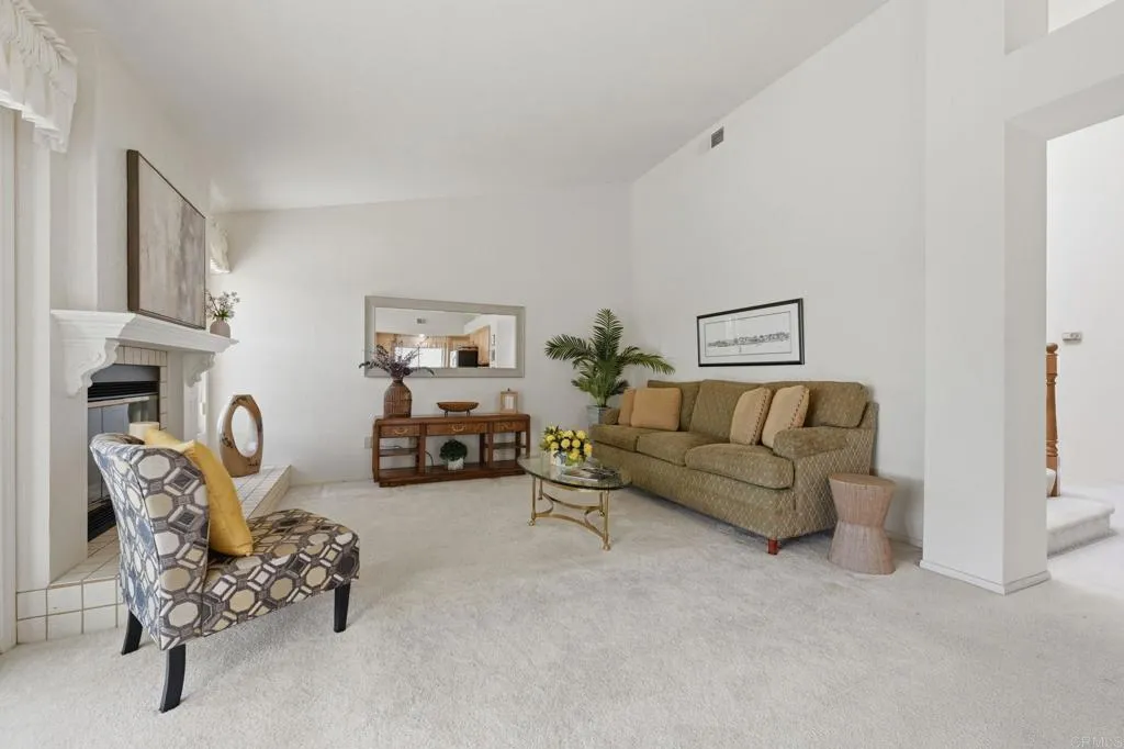 https://cdn.realtyfeed.com/cdn/127/306754371/5a58197b265f45afb056f7e60b60fd85.webp