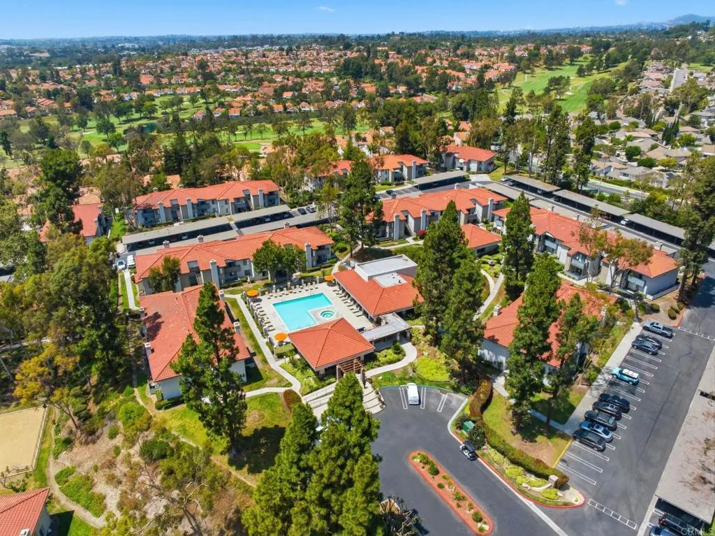 https://cdn.realtyfeed.com/cdn/127/306754371/ecc6e284984fbd3ba10542d8b3832cc9.webp