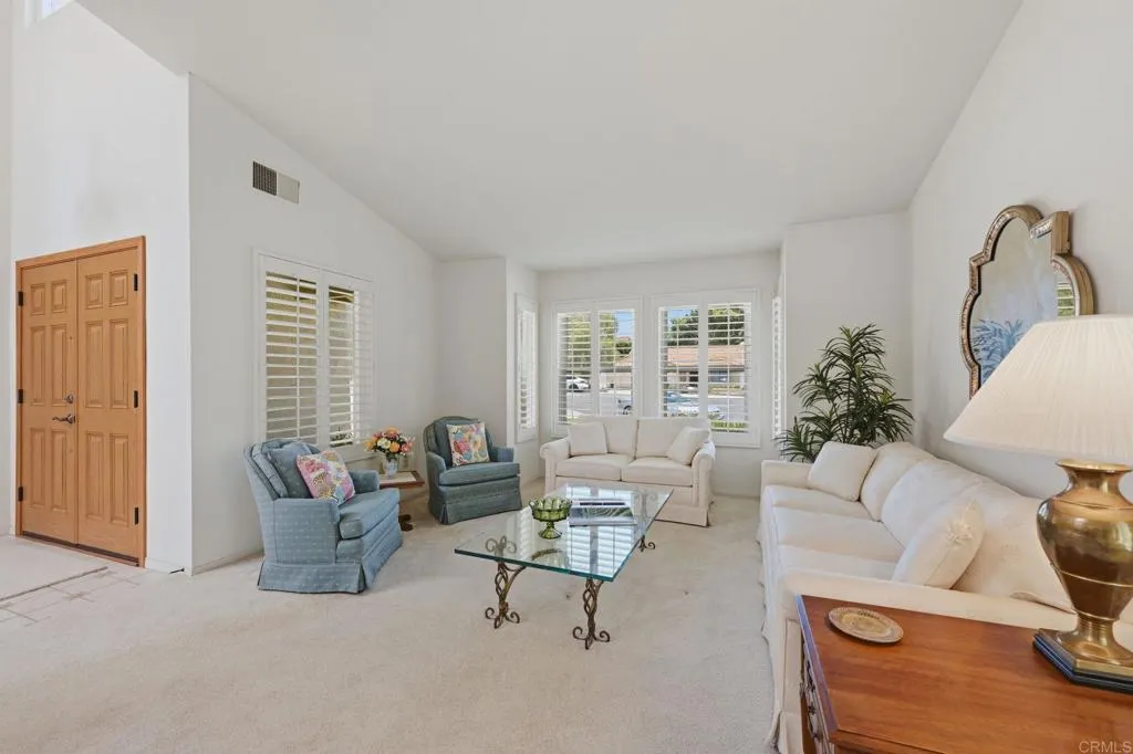 https://cdn.realtyfeed.com/cdn/127/306754371/f79c631a7042947035f81d4830d4a15c.webp