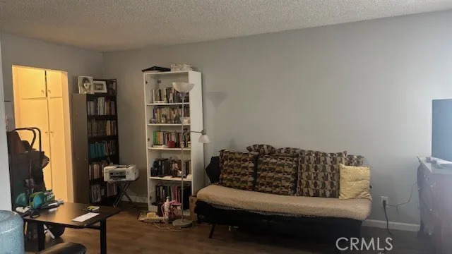 13040 Dronfield, Sylmar, CA 91342 - Photo 4 of 6, Sylmar, CA