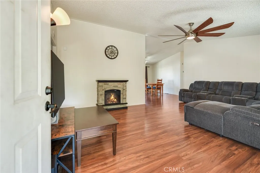 6130 Camino Real Unit 221, Jurupa Valley, CA 92509 - Photo 4 of 33, Jurupa Valley, CA