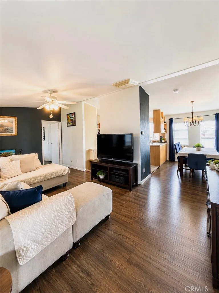 7560 Woodman Unit 134, Van Nuys, CA 91405 - Photo 4 of 18, Van Nuys, CA
