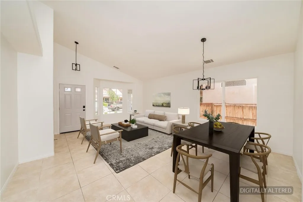 13645 Summit View Street, Hesperia, CA 92344 - Photo 3 of 33, Hesperia, CA