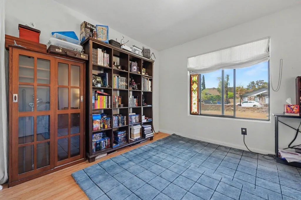 https://cdn.realtyfeed.com/cdn/127/306754413/16cb392887af66a2af9abc4805340c7d.webp