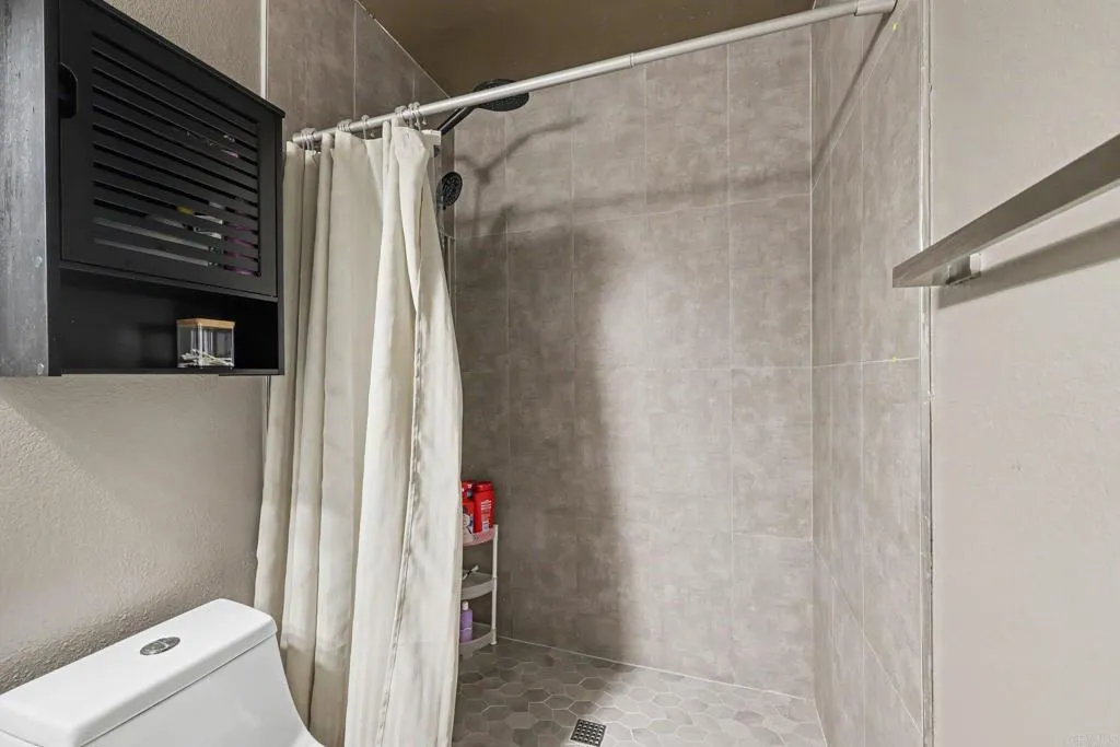 https://cdn.realtyfeed.com/cdn/127/306754413/65c943bab064a691cdd4432f35dc40ff.webp