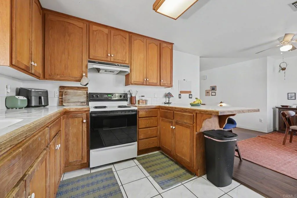 https://cdn.realtyfeed.com/cdn/127/306754413/8e7235113f1d6c5af5ffe2ce741e4930.webp
