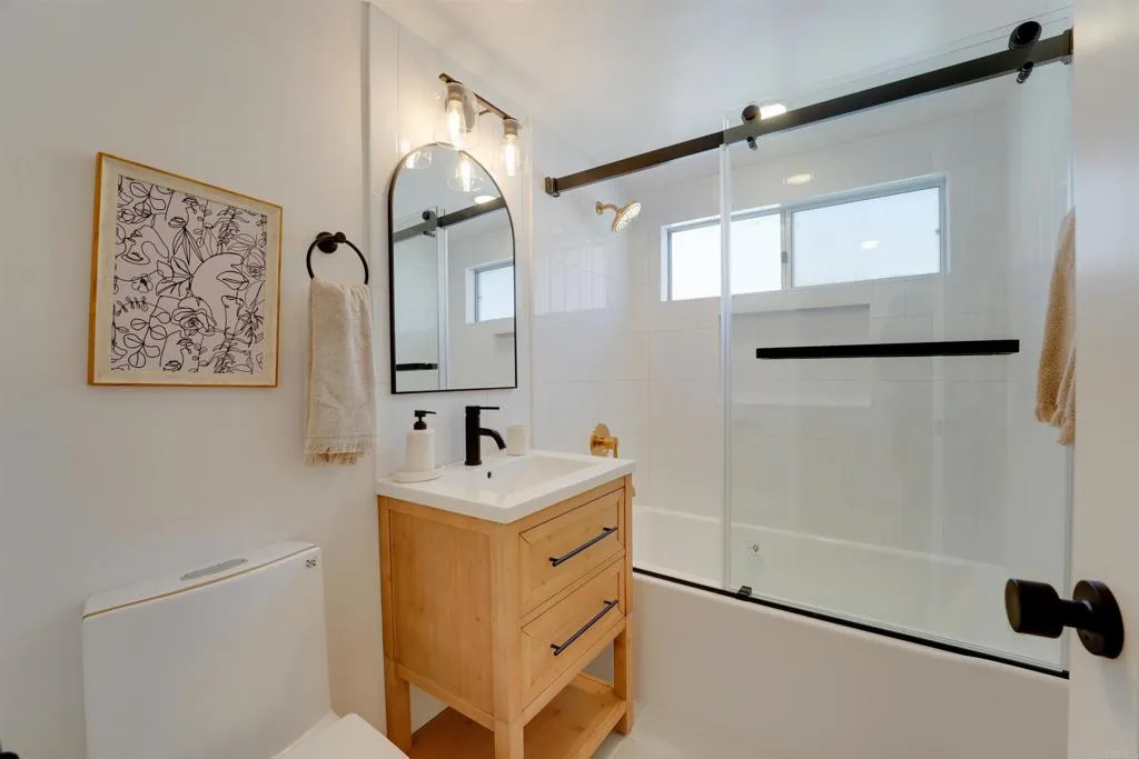 https://cdn.realtyfeed.com/cdn/127/306754414/88848d3e90bbf77fe68670b4bce4ad3b.webp