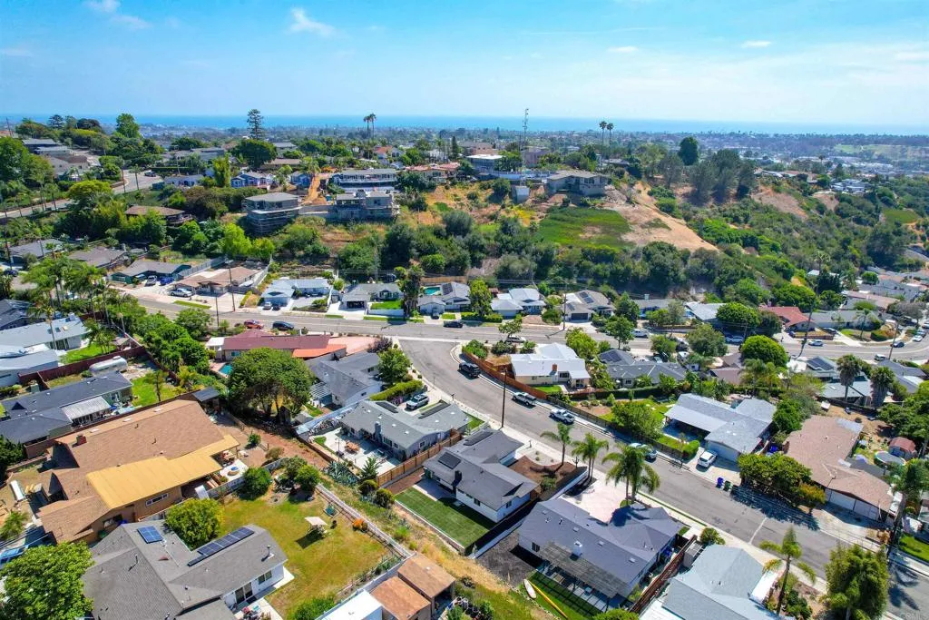 https://cdn.realtyfeed.com/cdn/127/306754414/ff487b23c7d622d9ece3c2e34e306987.webp