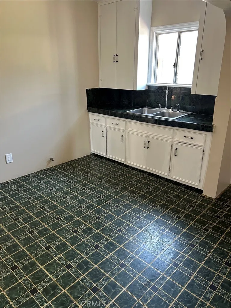 1947 E 74th St, Los Angeles, CA 90003 - Photo 5 of 6, Los Angeles, CA