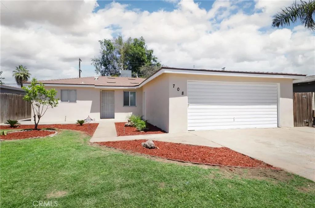 708 Delfino, Bakersfield, CA 93304 - Main photo, Bakersfield, CA