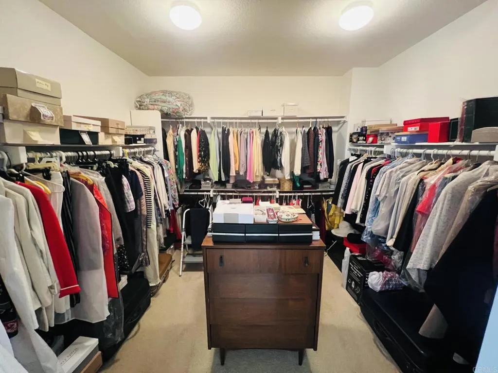 https://cdn.realtyfeed.com/cdn/127/306754420/399517d8d8d0ad3e55fdb1c6d559a131.webp