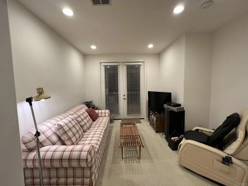 https://cdn.realtyfeed.com/cdn/127/306754420/621fa101346980a51cfcccb71f59d17f.webp