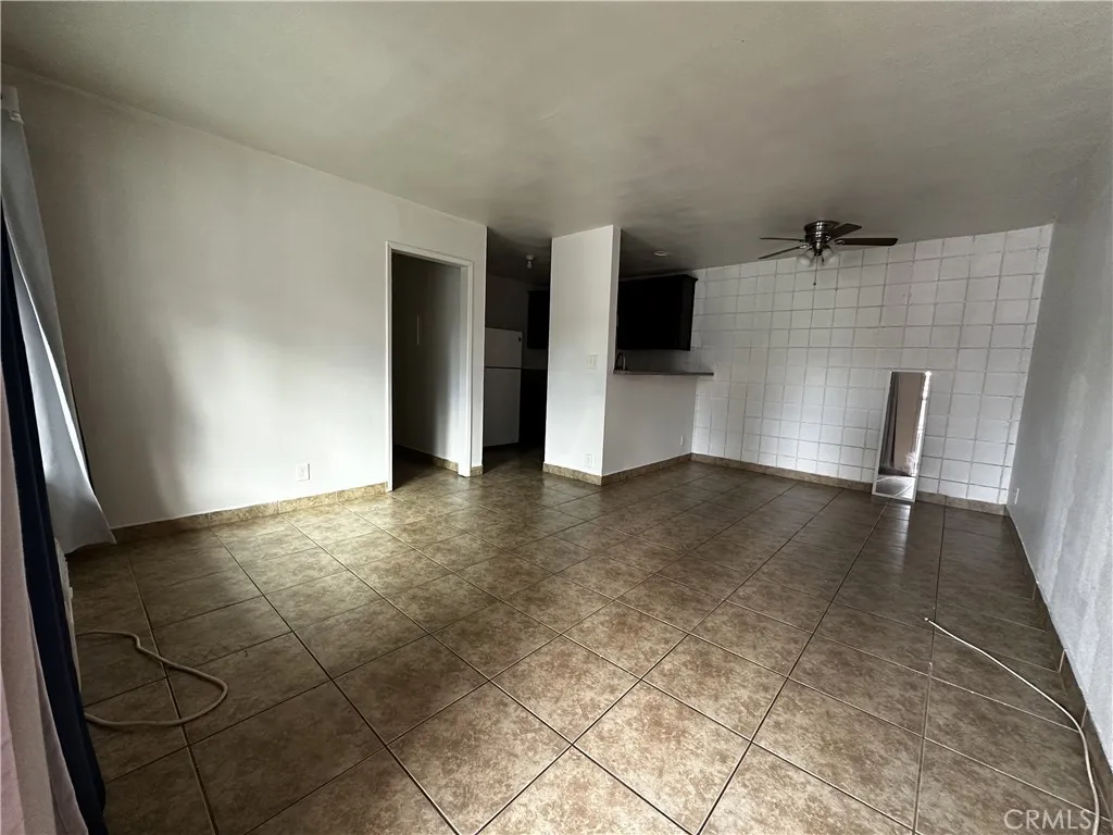 120 E Pine Unit J