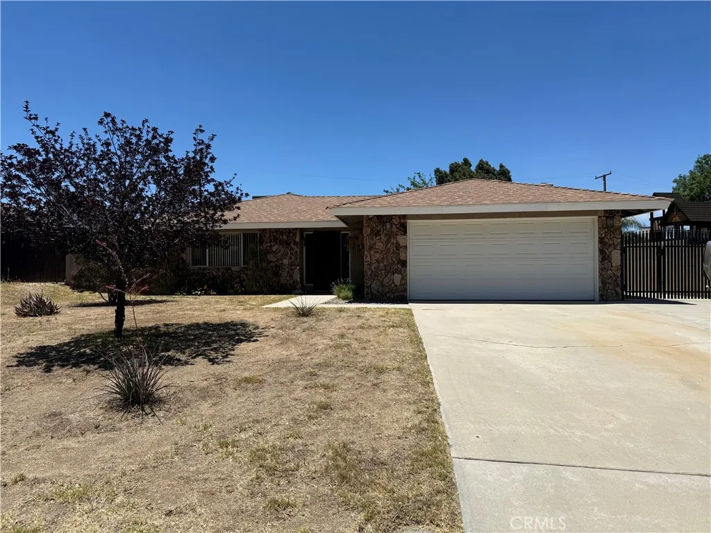 27195 Aurora, Hemet, CA 92544 - Main photo, Hemet, CA