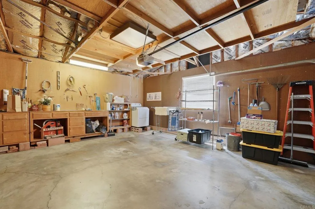 https://cdn.realtyfeed.com/cdn/127/306754466/242d4c643cae35acb7224a9d28e3c7c6.webp