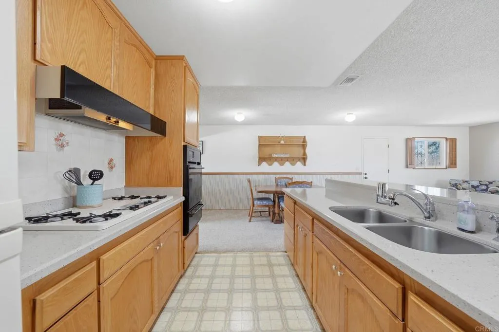 https://cdn.realtyfeed.com/cdn/127/306754466/25e8ea173885d23f89bfb41b2d1d24d3.webp