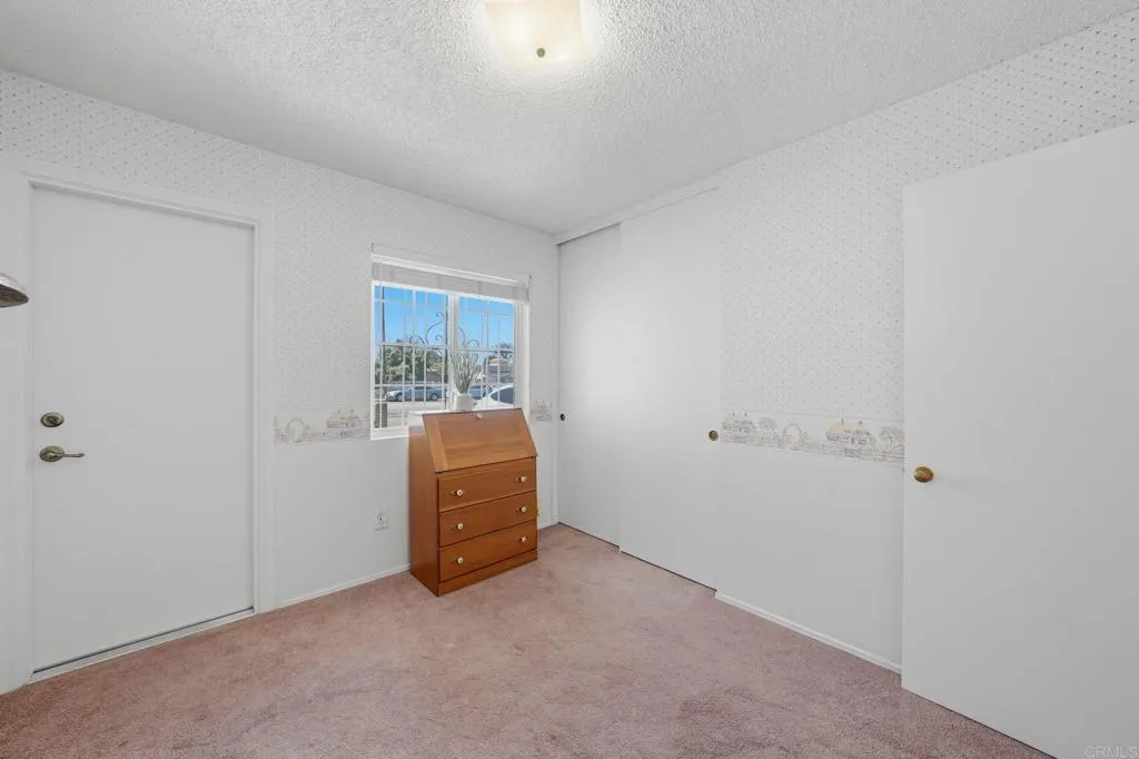 https://cdn.realtyfeed.com/cdn/127/306754466/72ff18bbfaa2132b64ee901d4c8ca4fc.webp