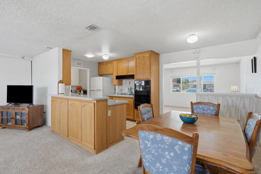 https://cdn.realtyfeed.com/cdn/127/306754466/b34b220e9b8ea3594d8eb8e10555da3c.webp