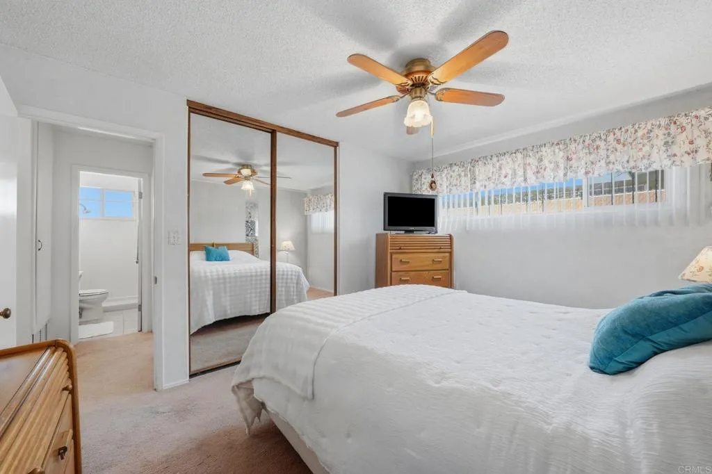 https://cdn.realtyfeed.com/cdn/127/306754466/c64e2b3b8f6e27194d68935329813853.webp