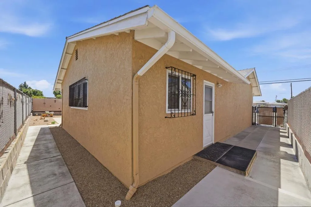 https://cdn.realtyfeed.com/cdn/127/306754466/e4db5771715563b0b5cc1eb2fdafa3d4.webp
